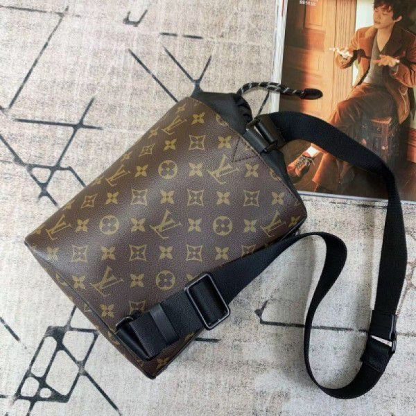 Chalk Sling Bag Monogram Canvas M44625 - Image 2