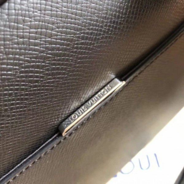 Anton Messenger PM Bag Taiga Leather M33427 - Image 2