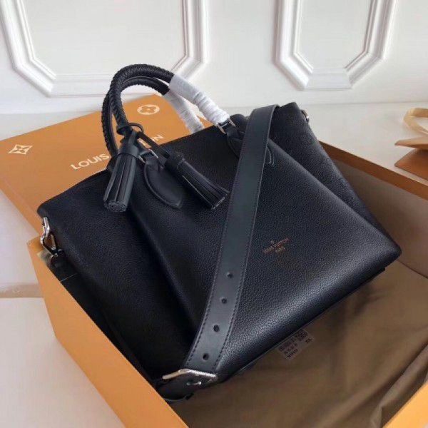 Black Haumea Bag Mahina Leather M55029 - Image 2