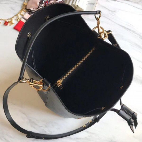 Epi Neonoe Bag Love Lock M53237 - Image 3