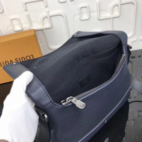 Canyon Messenger PM Utah Leather M54963 - Image 3