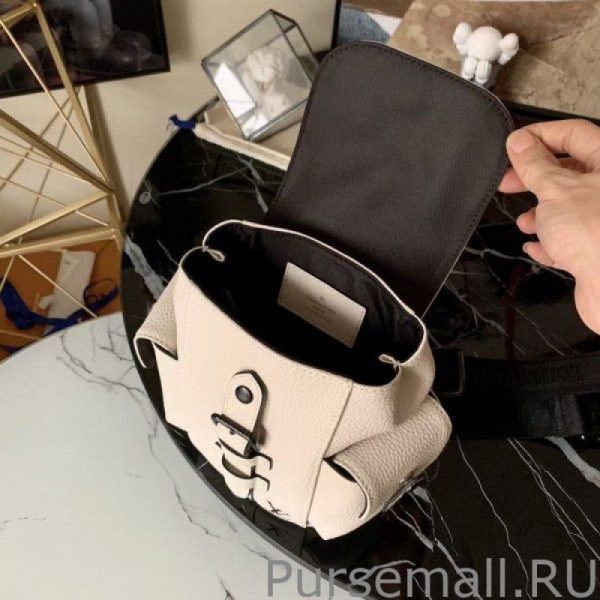 Christopher XS Bag In White Leather M58493 - Image 3