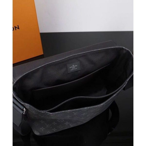 District MM M44001 Black - Image 4