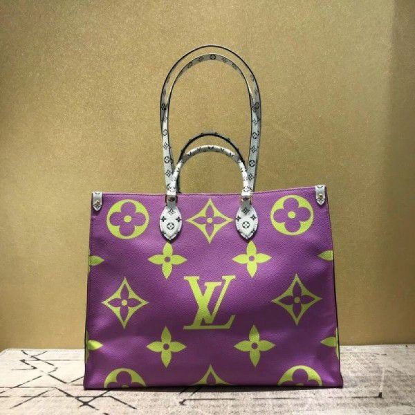 Onthego Bag Giant Monogram M44570 - Image 4