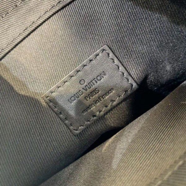 Chalk Sling Bag Monogram Canvas M44625 - Image 4