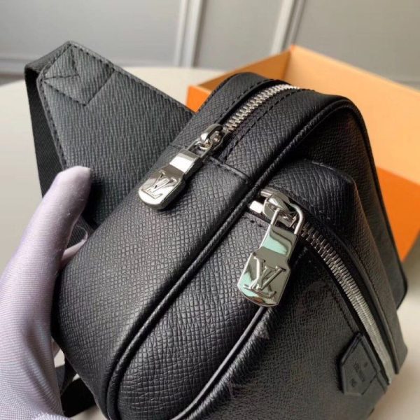 Outdoor Bumbag Taiga M30245 - Image 4