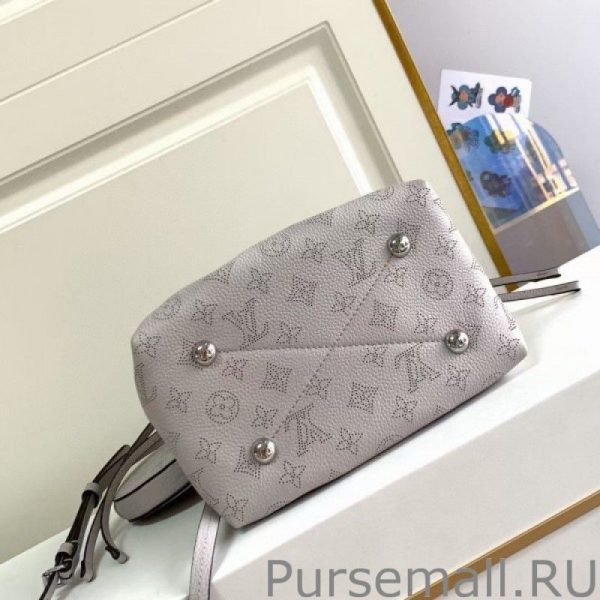 Bella Bag In Grey Mahina Leather M58791 - Image 5