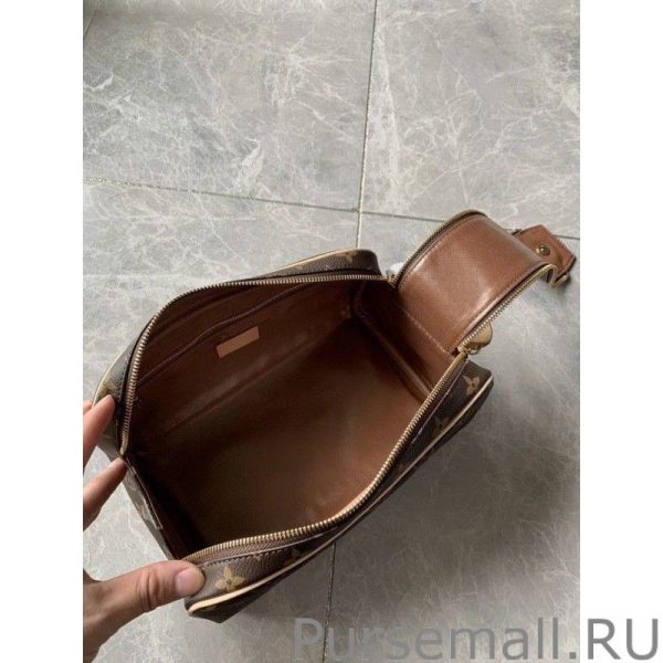 Dopp Kit Toilet Pouch Monogram Canvas M44494 - Image 5