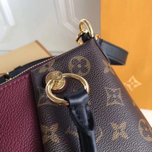 V Tote MM Monogram Canvas M43949 - Image 5
