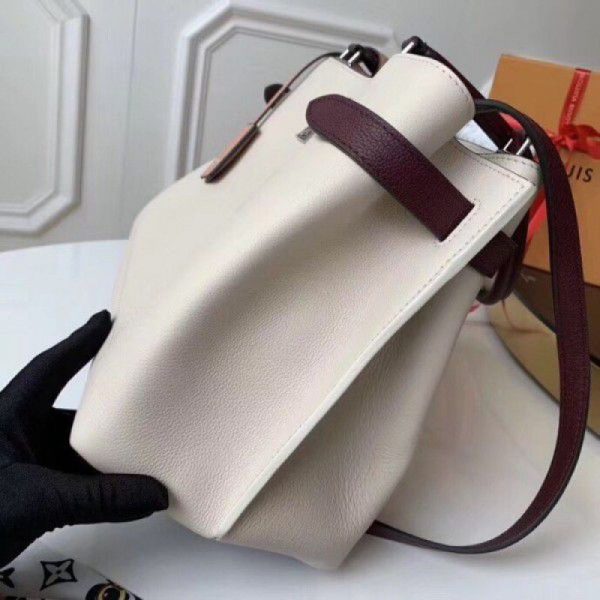 Lockme Day Tote Bag M53647 - Image 6