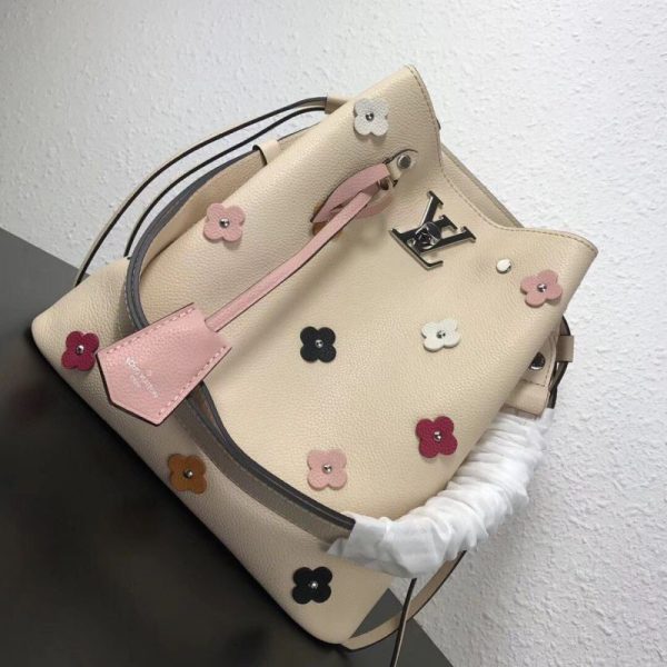 Lockme Bucket Monogram Flower Bag M53081 - Image 7