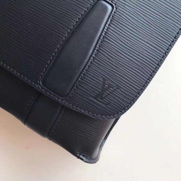 Harington Messenger PM Epi Leather M53404 - Image 7