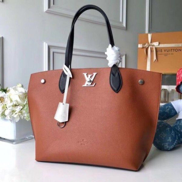 Lockme Go Tote Bag M52617 - Image 7