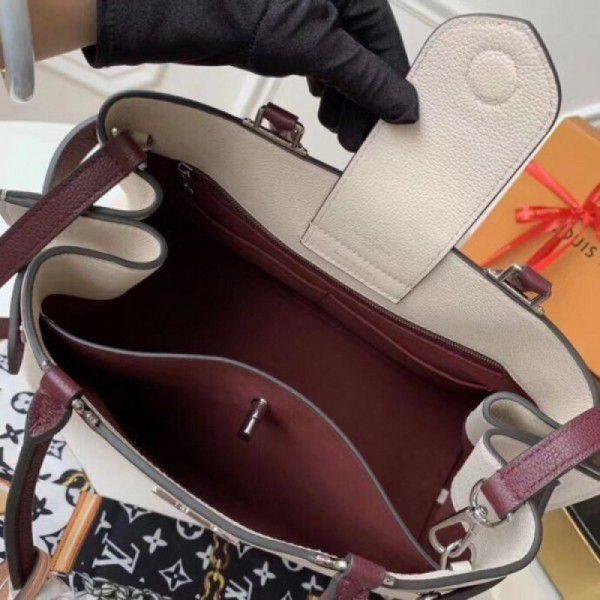 Lockme Day Tote Bag M53647 - Image 7