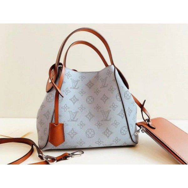 Hina PM Bag Mahina Leather M52975 - Image 7