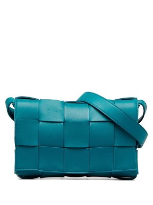 Bottega Veneta   Maxi Intrecciato Cassette shoulder bag