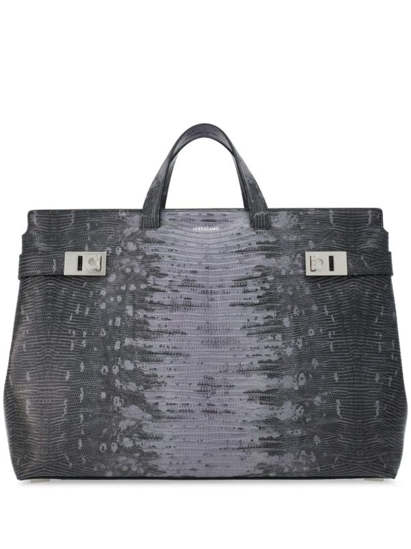 Ferragamo Gancini-plaque tote bag