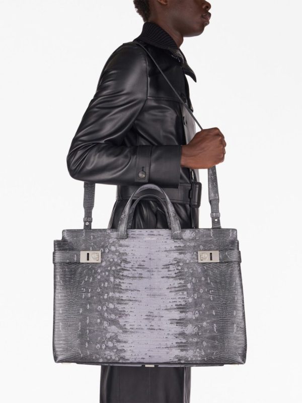 Ferragamo Gancini-plaque tote bag - Image 2