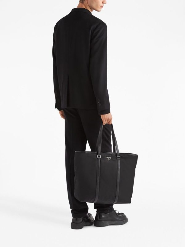 Prada logo-plaque tote bag - Image 2
