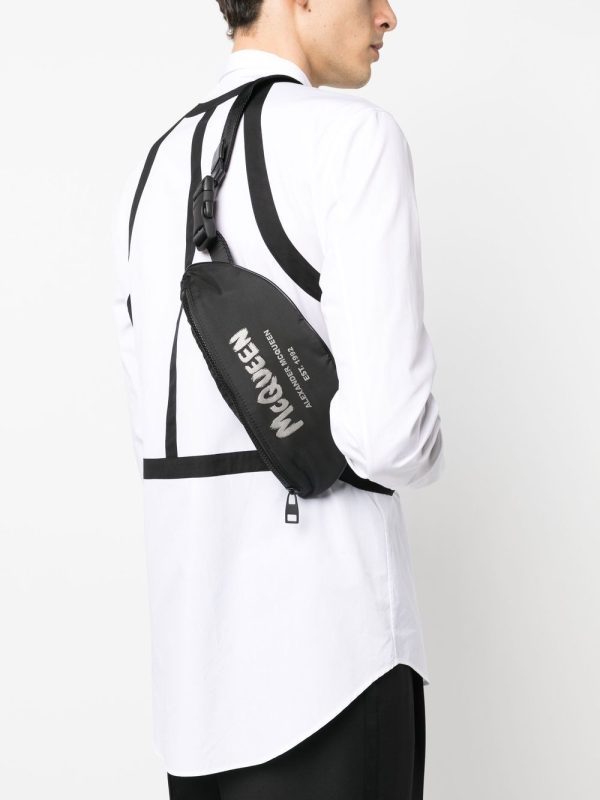 Alexander McQueen Graffiti logo-print belt bag - Image 5