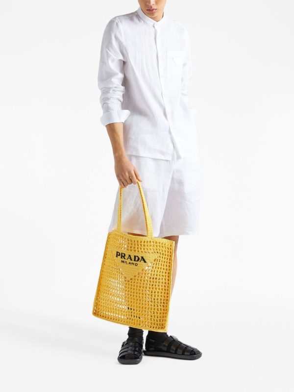 Prada woven-logo raffia tote bag - Image 2