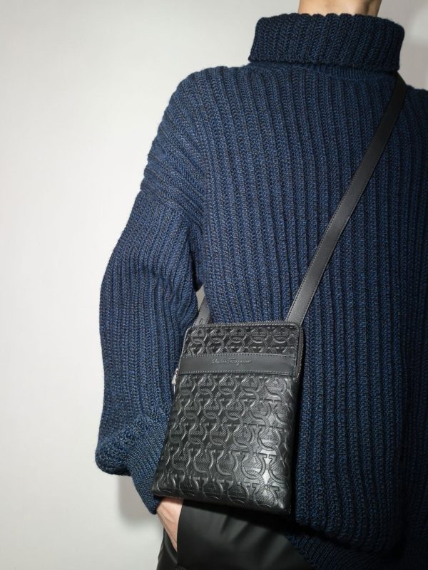 Ferragamo Gancini embossed messenger bag - Image 2