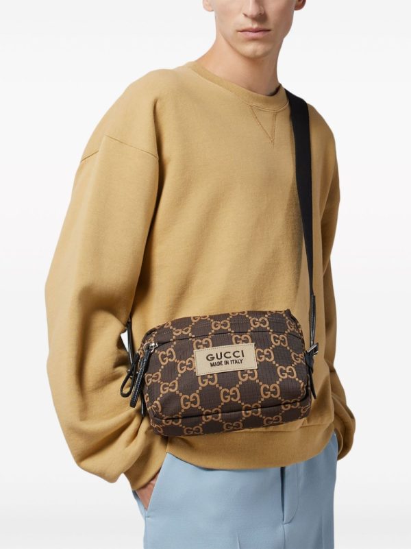 Gucci medium GG Supreme-print messenger bag - Image 2