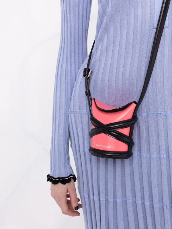 Alexander McQueen The mini Curve bucket bag - Image 3
