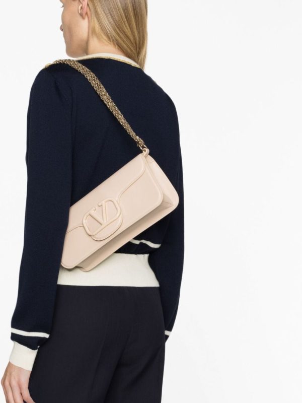 Valentino Garavani VLogo Signature shoulder bag - Image 3