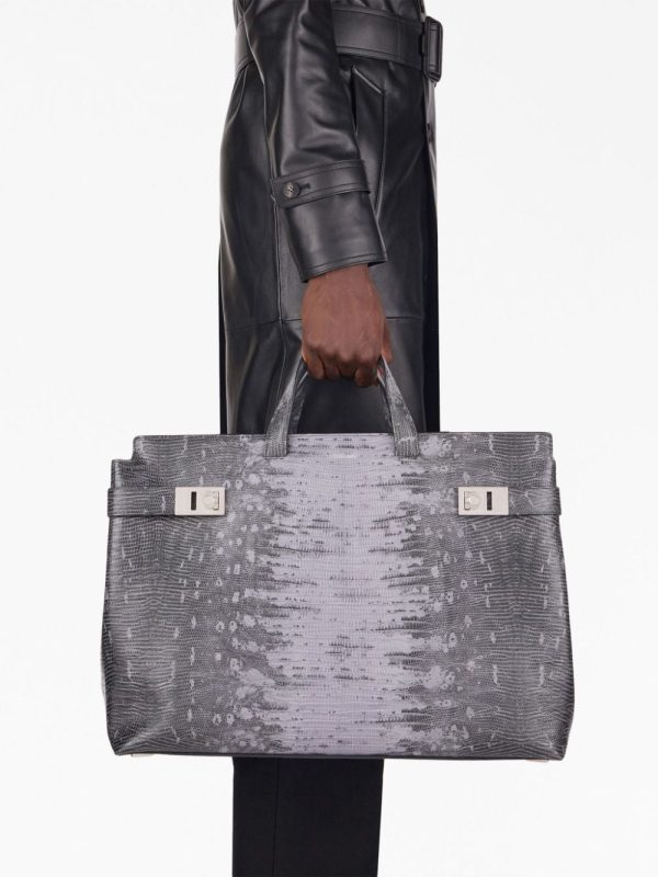 Ferragamo Gancini-plaque tote bag - Image 3