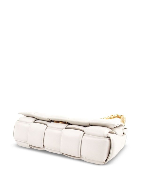 Bottega Veneta   Padded Cassette chain two-way bag - Image 3
