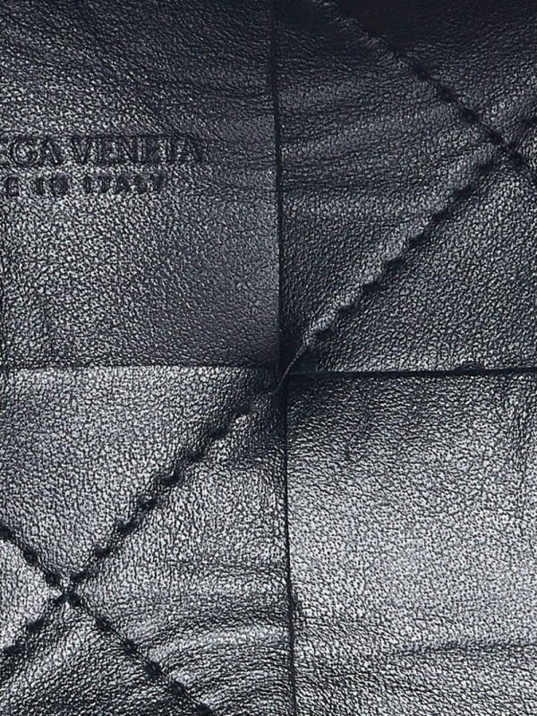 Bottega Veneta   mini Intrecciato Cassette bucket bag - Image 4