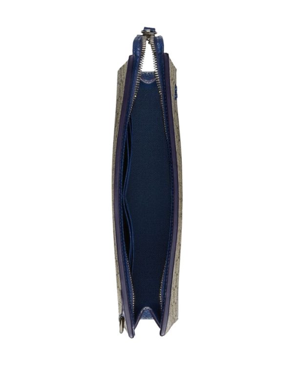 Gucci GG logo plaque monogrammed clutch bag - Image 4
