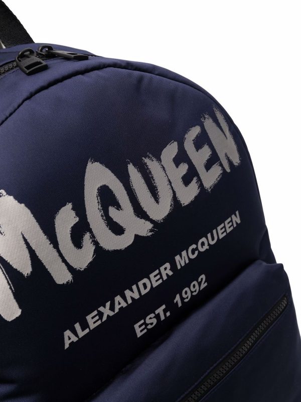 Alexander McQueen Metropolitan logo-print backpack - Image 4