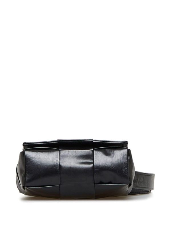 Bottega Veneta   Maxi Intrecciato Cassette shoulder bag - Image 4