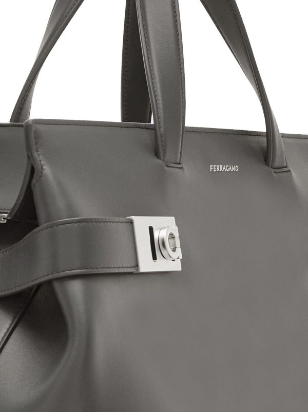 Ferragamo Gancini-buckle leather tote bag - Image 4