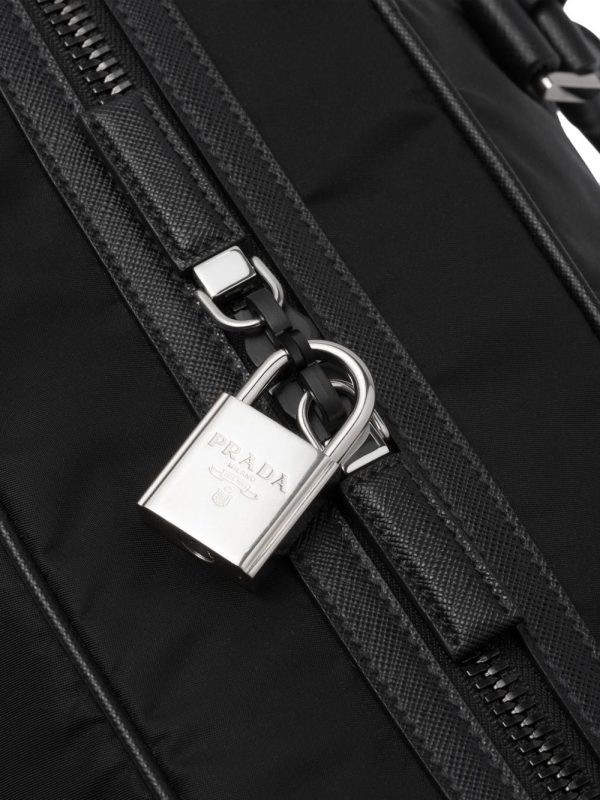 Prada triangle logo-patch duffel bag - Image 4