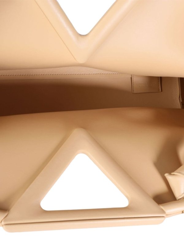 Bottega Veneta  medium Point two-way bag - Image 4
