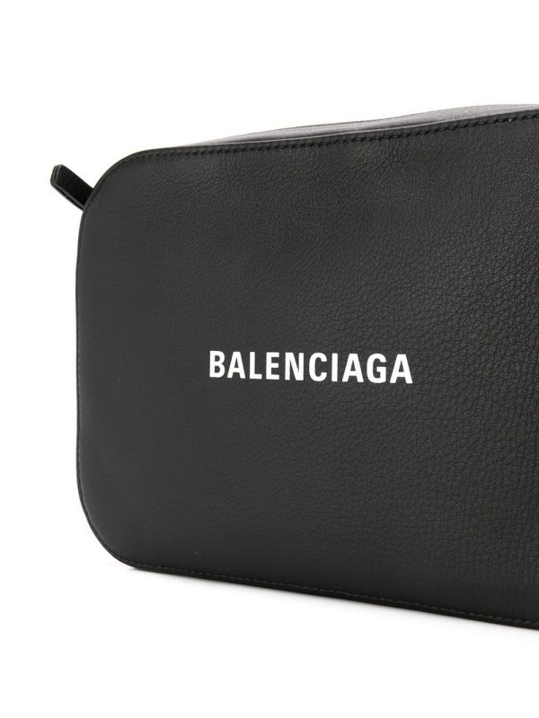 Balenciaga Everyday camera bag - Image 4