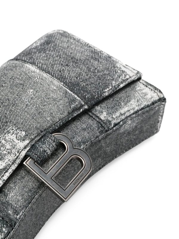 Balenciaga Hourglass wallet-on-chain - Image 4