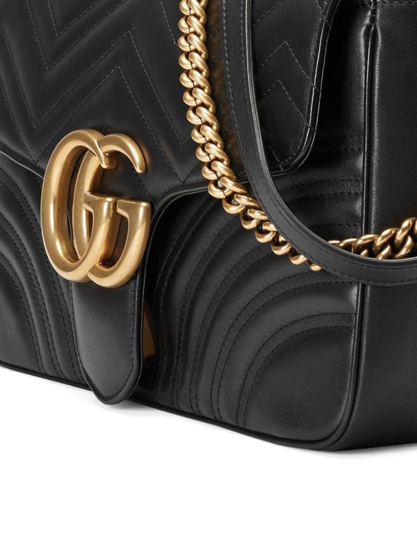 Gucci GG Marmont medium matelassé shoulder bag - Image 4