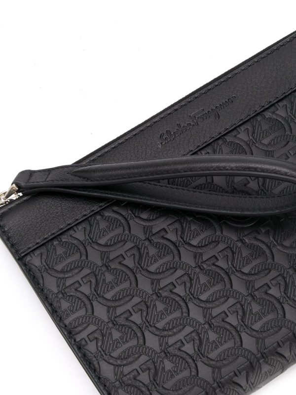 Ferragamo Gancini-embossed pouch - Image 4