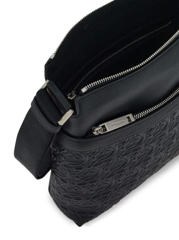 Ferragamo Gancini-embossed leather messenger bag - Image 5