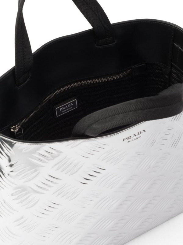 Prada textured metallic leather tote bag - Image 5