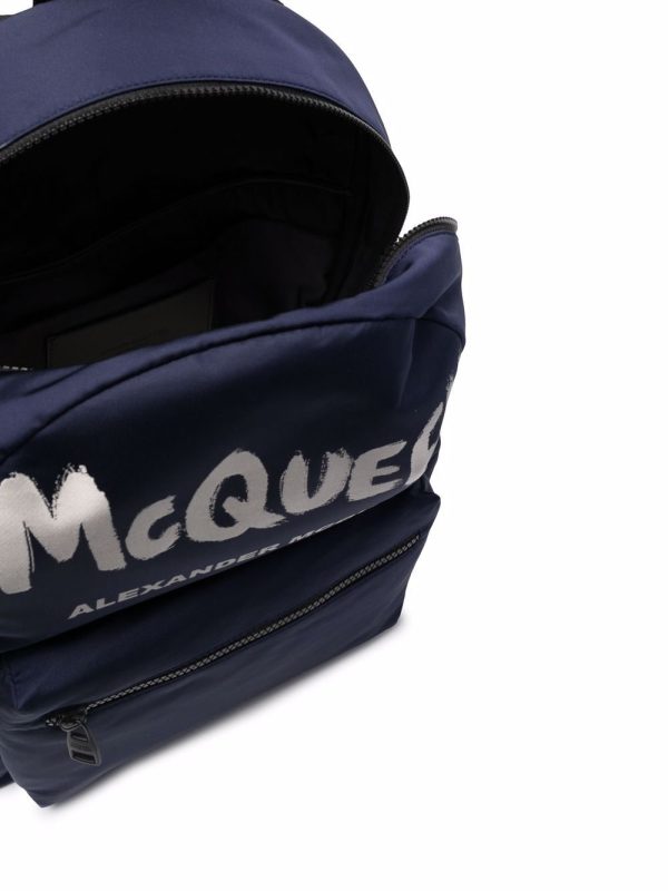 Alexander McQueen Metropolitan logo-print backpack - Image 5