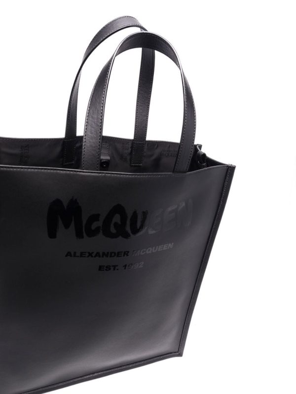 Alexander McQueen logo-print tote bag - Image 5