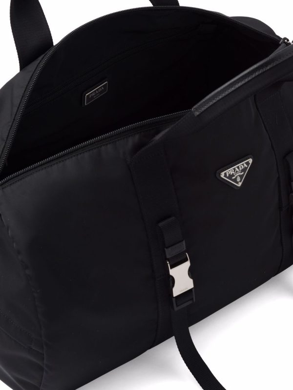 Prada triangle-logo duffle bag - Image 5