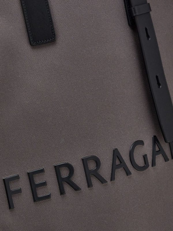 Ferragamo logo-plaque leather tote bag - Image 5