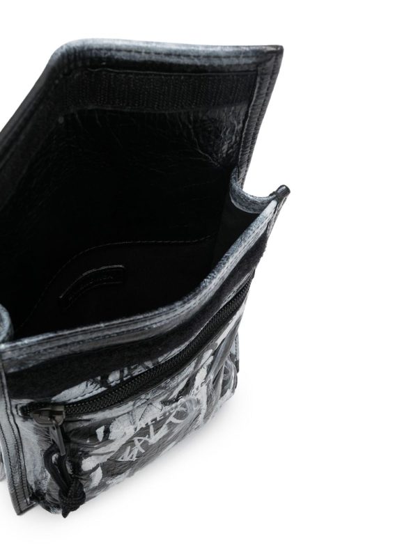 Balenciaga graphic-print messenger bag - Image 5