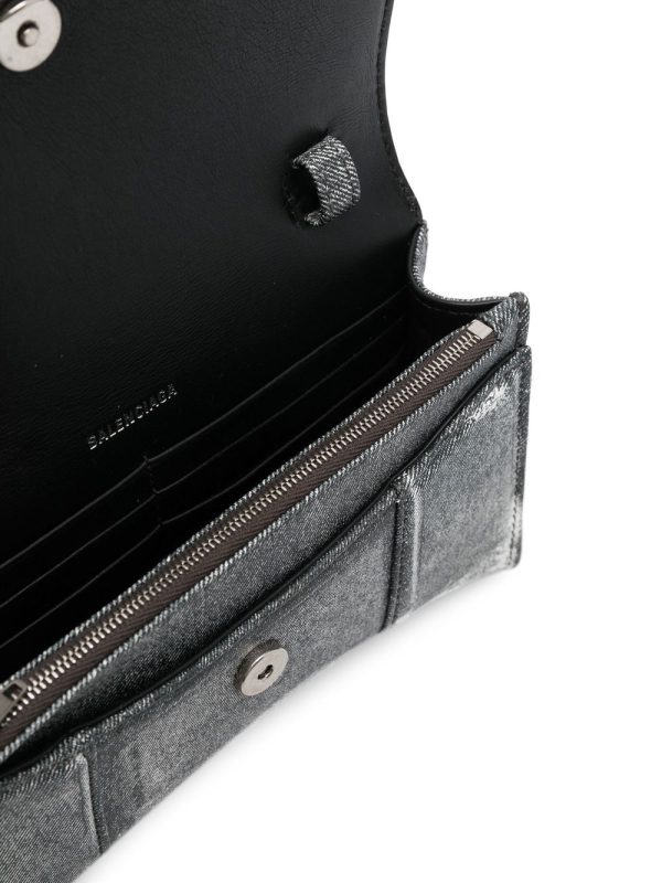Balenciaga Hourglass wallet-on-chain - Image 5